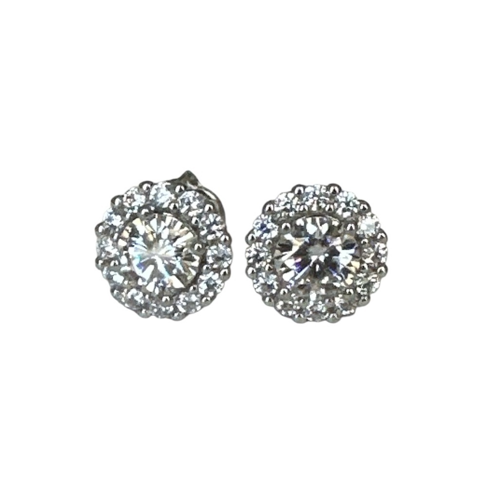 NWT, GRA‎ Moissanite Stud Earrings, RSA.0mm,0.5 CT